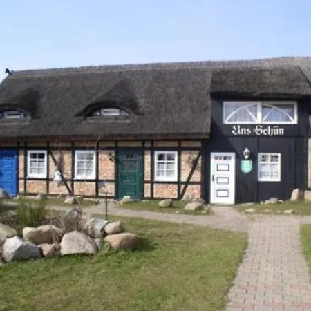 Uns Schuen * Middelhagen