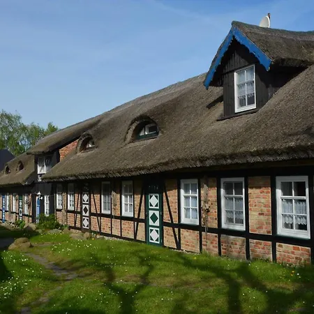 Uns Schuen * Middelhagen